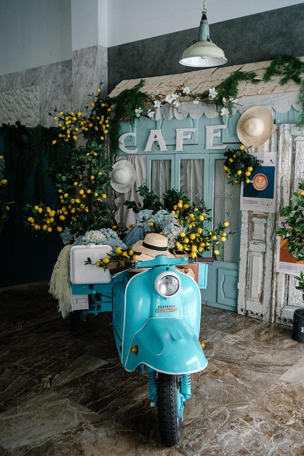 Кафе с лимонным настроением 